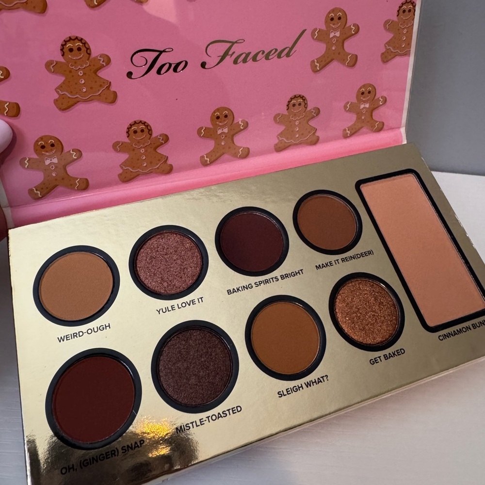 🧸Too Faced Christmas Bake Shoppe Ginger Snap Palette - Picture 6 of 7